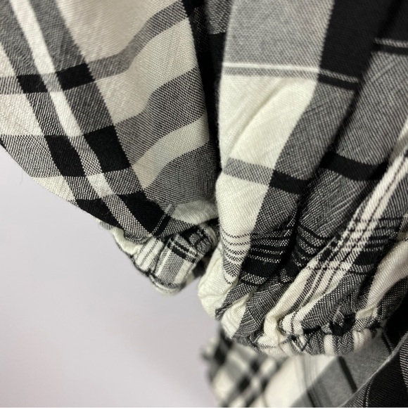 Loft Plaid Long Sleeve Peasant Blouse Medium Black White - Picture 10 of 12